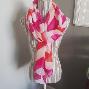 🤑Free with bundle🤑 zig zag pink orange light scarf